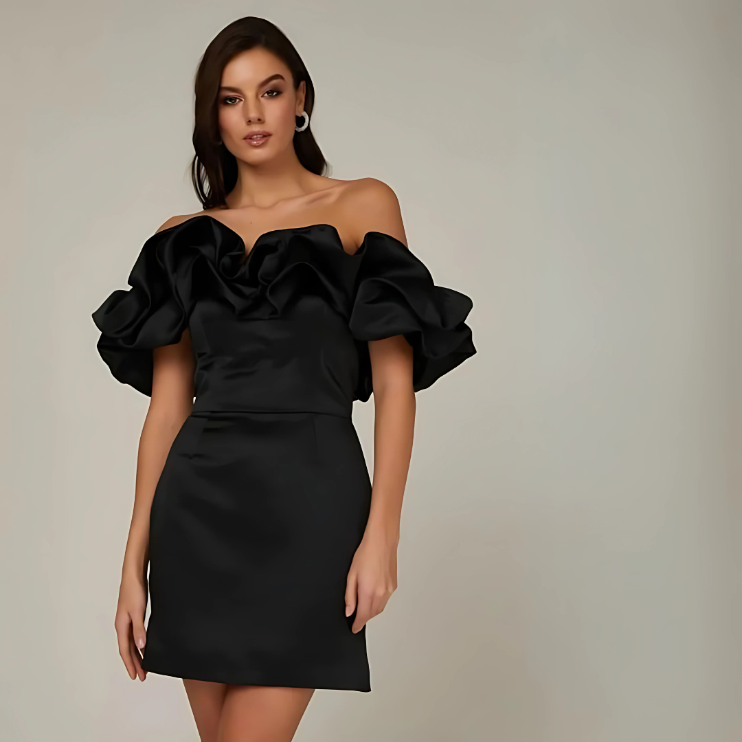 Lamoura | Off-shoulder Ruffle Jurk